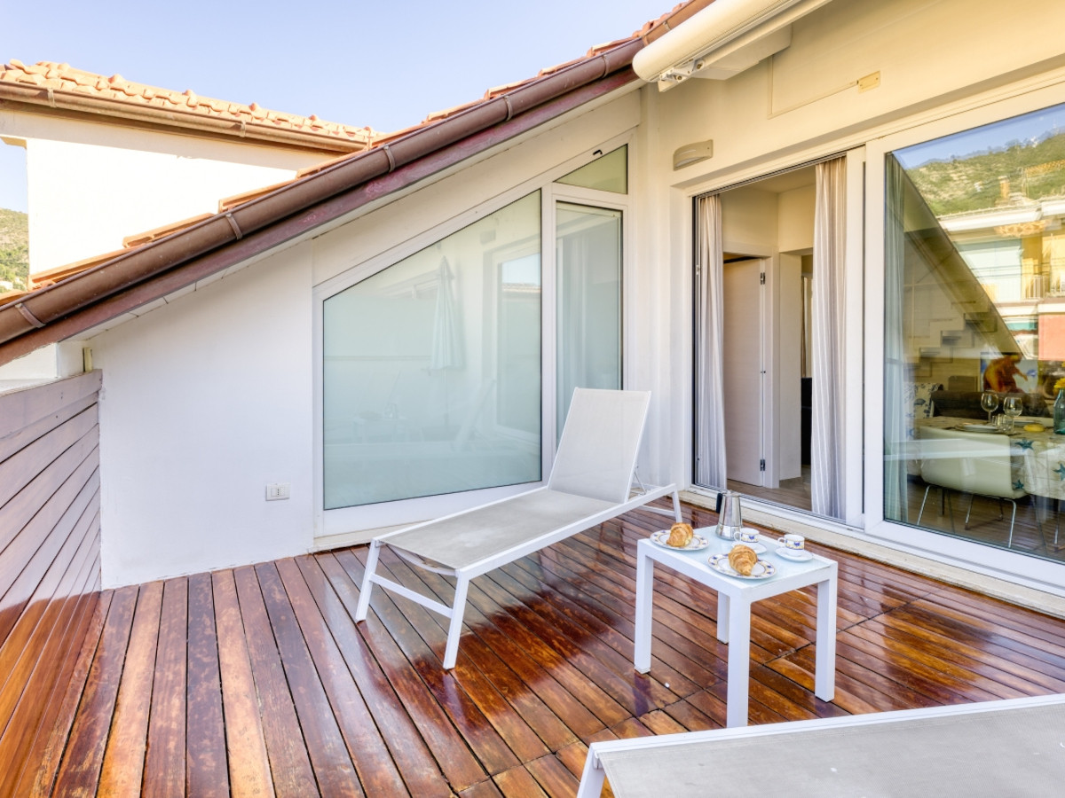 Ville moderne ad Alassio: design e funzionalità