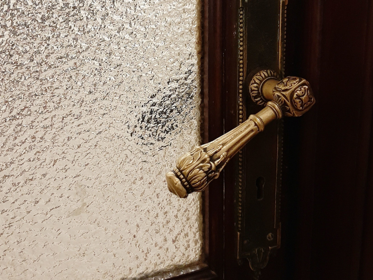 Maniglie Salice Paolo Classic: Finiture Pregiate per Dimore Storiche e Prestiogose
